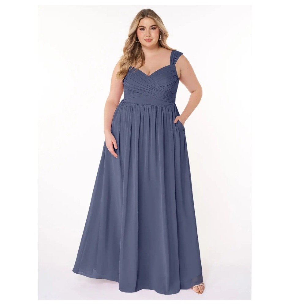 Azazie Raine Dress Women A14 Dark Navy NWT Heart Cutout Pleated Chiffon Gown